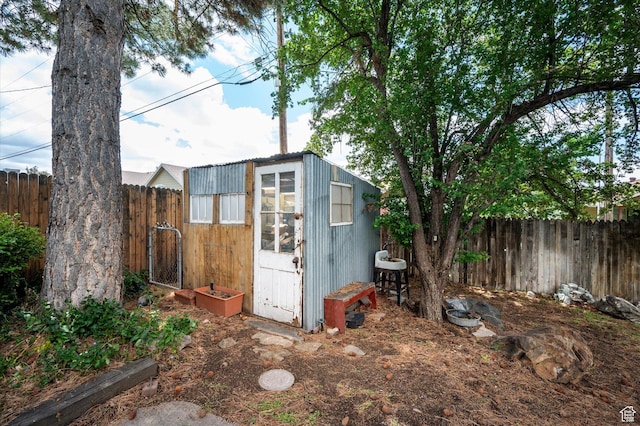 2068 S 200 E, Bountiful, UT 84010 - view of outdoor structure with a fenced backyard