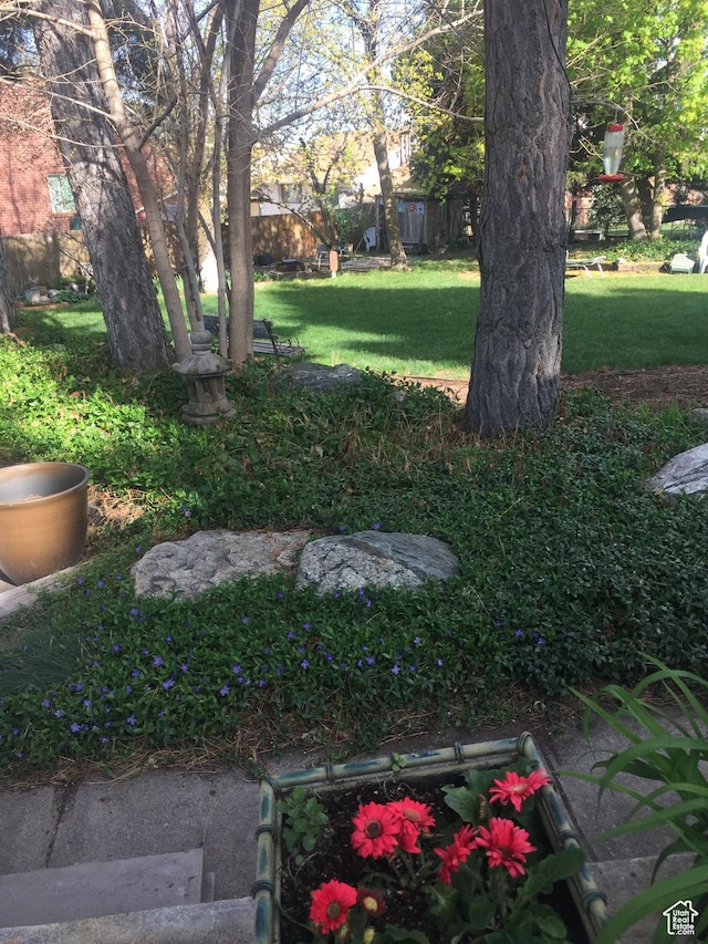 2068 S 200 E, Bountiful, UT 84010 - view of grassy yard