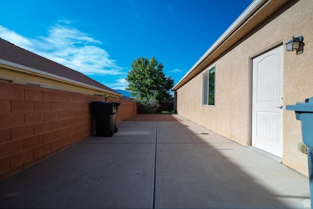 2710 W 410 N, Hurricane, UT 84737 - fenced backyard with a patio
