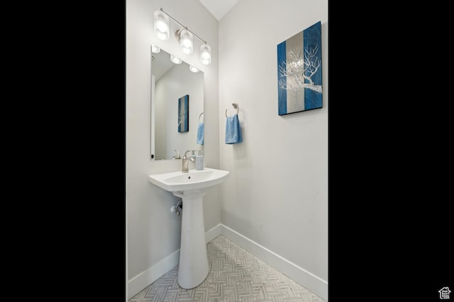 363 E Overlook Loop E Unit 22, Hideout, UT 84036 - bathroom with baseboards