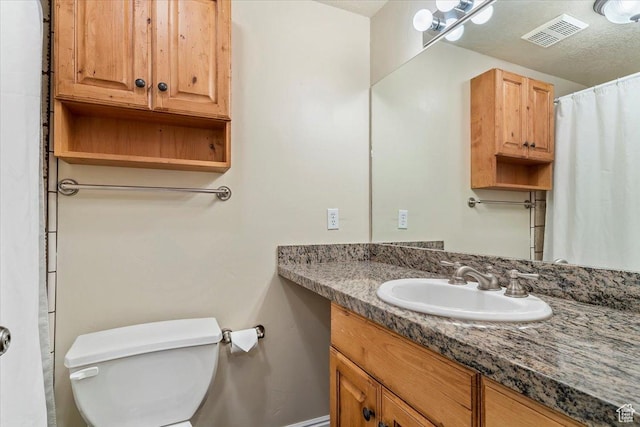 3521 N Fox Run Unit 812, Eden, UT 84310 - full bath featuring toilet, vanity, and baseboards