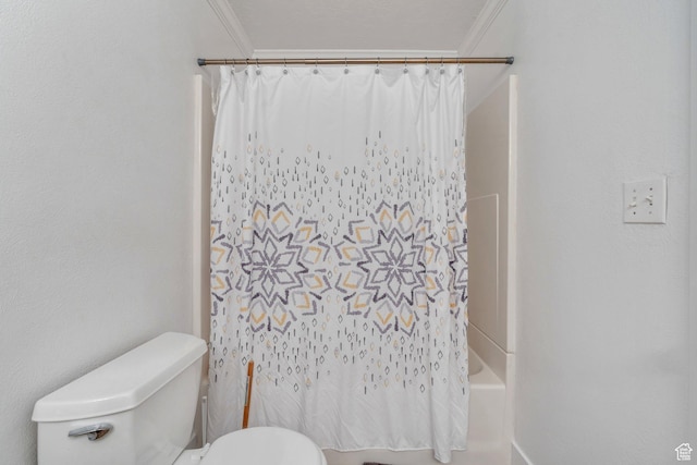 606 N 560 W, Santaquin, UT 84655 - bathroom with toilet, shower / bath combo, and ornamental molding