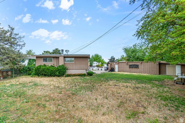 2011 W Todd Way S, Taylorsville, UT 84129 - view of grassy yard