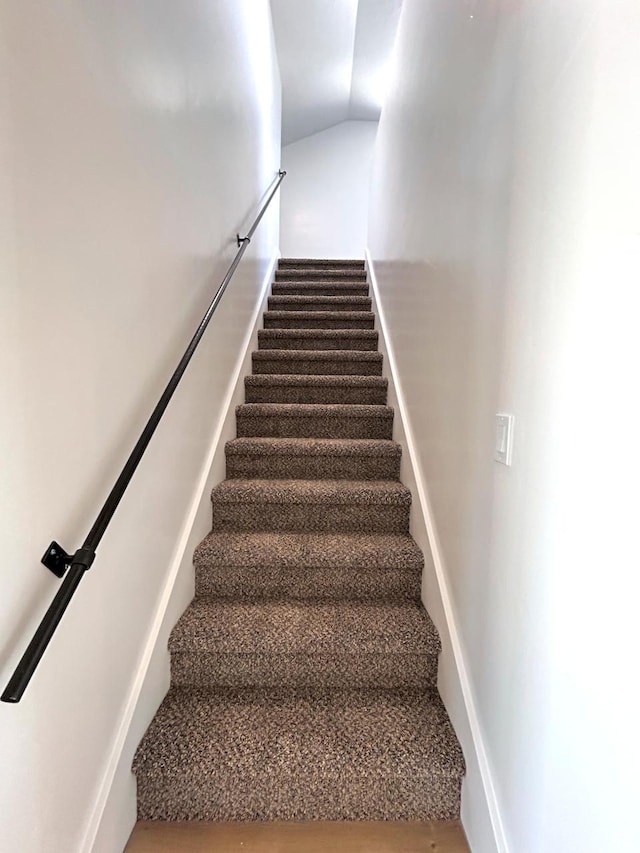 45 E 300 N, Roosevelt, UT 84066 - stairs with lofted ceiling