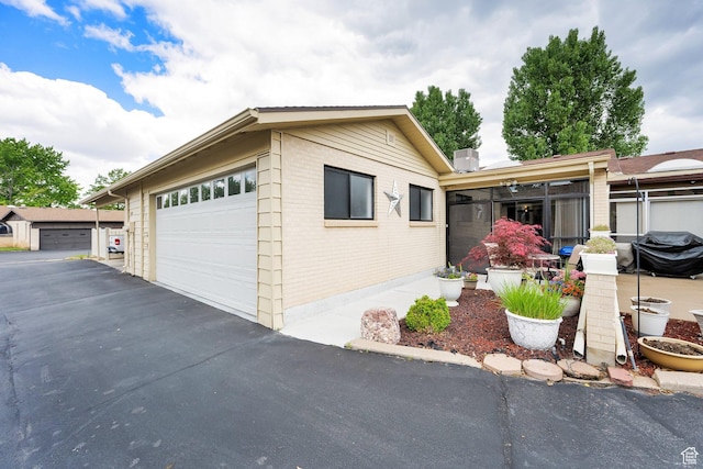 980 E 5475 S, South Ogden, UT 84405 - ranch-style house featuring brick siding