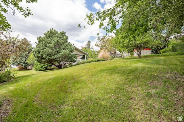 573 S Cherry Ln, Fruit Heights, UT 84037 - view of grassy yard