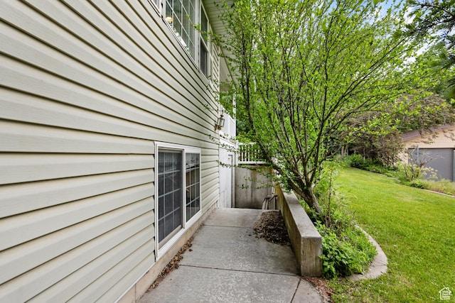 573 S Cherry Ln, Fruit Heights, UT 84037 - view of patio / terrace