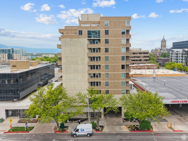 230 E Broadway E Unit 403, Salt Lake City, UT 84111 - view of property with a city view
