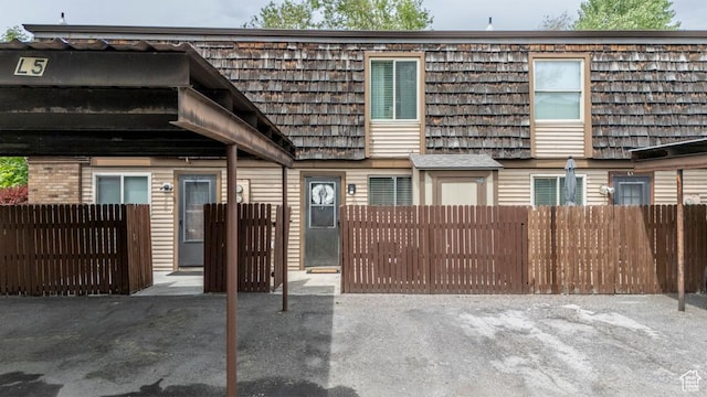88 W 50 S Unit L5, Centerville, UT 84014 - townhome / multi-family property with mansard roof