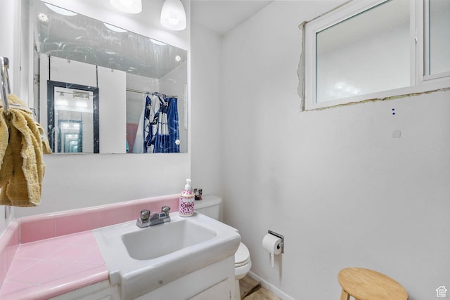 3466 W 4305 S, West Valley City, UT 84119 - full bathroom with toilet, a shower with shower curtain, and vanity