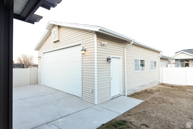 3155 S Autumn Blaze Cv W, West Valley City, UT 84128 - view of garage