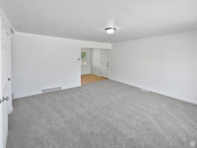 2959 W 1300 N, Clinton, UT 84015 - unfurnished room featuring carpet and baseboards