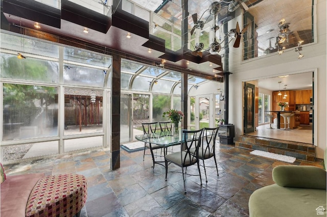 635 E Pioneer Ave S, Sandy, UT 84070 - sunroom / solarium featuring healthy amount of natural light