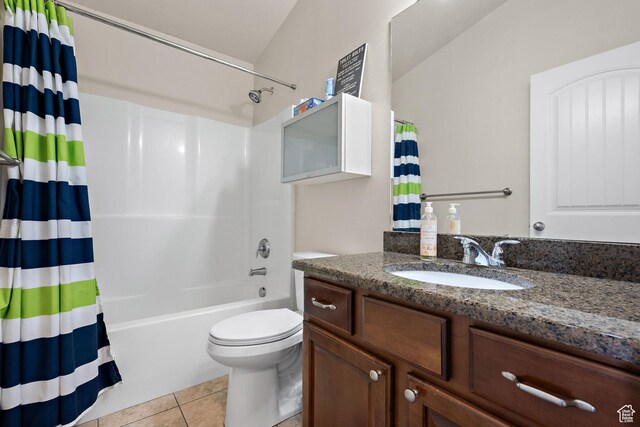 667 W Aspen Hills Blvd N, Saratoga Springs, UT 84045 - full bath with tile patterned flooring, vanity, shower / tub combo, and toilet