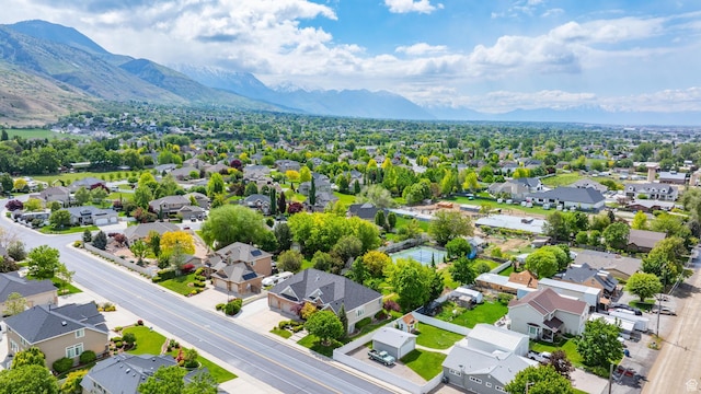 531 W Glendon Way, Pleasant Grove, UT 84062 - aerial perspective of suburban area with a mountainous background