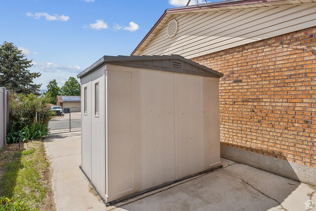 12125 S York Ridge Rd, Sandy, UT 84094 - photo 8