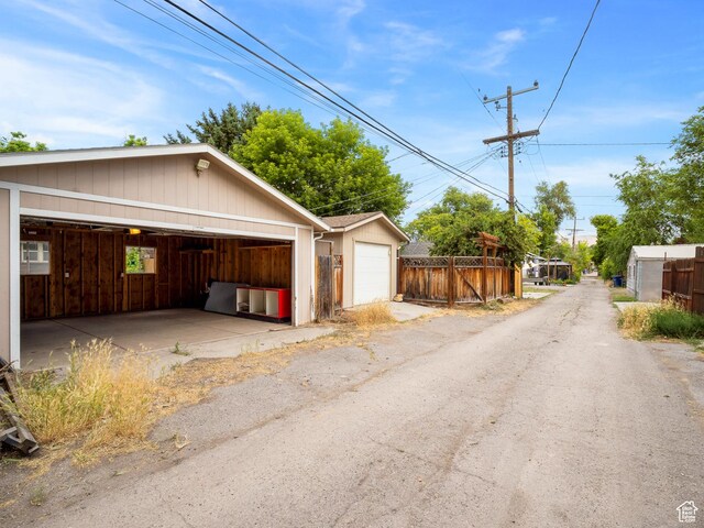 1067 S 400 E, Salt Lake City, UT 84111