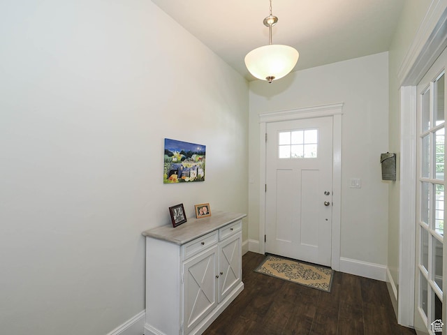 104 S Summer Breeze Ln W, Layton, UT 84041 - entrance foyer featuring dark wood-style flooring, baseboards, and healthy amount of natural light