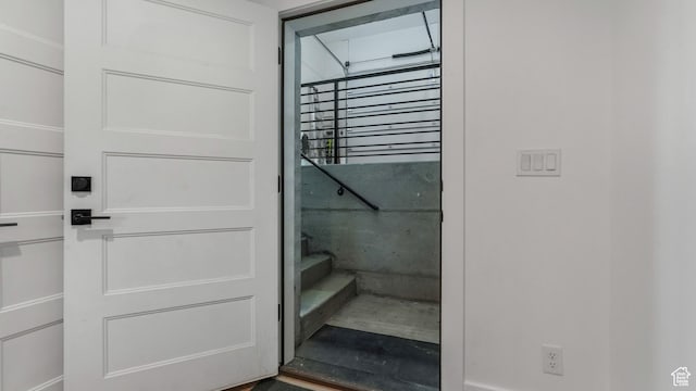 14708 S Woods Landing Ct E, Draper, UT 84020 - view of staircase