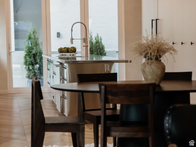 520 N H St E, Salt Lake City, UT 84103 - view of dining area
