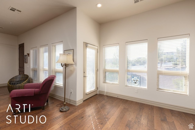 280 S Luce Del Sol Dr Unit 316, St George, UT 84770 - sitting room with baseboards, wood-type flooring, and recessed lighting