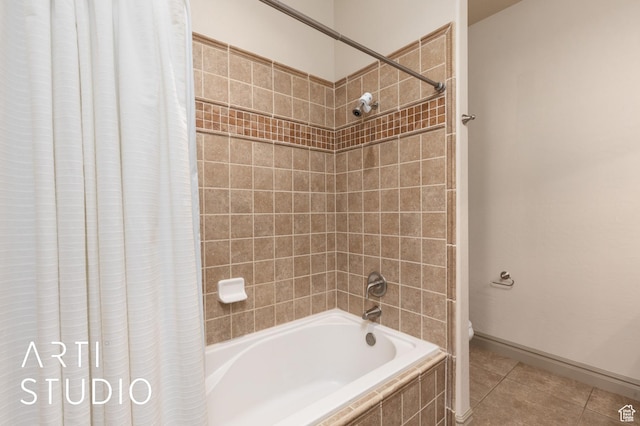 280 S Luce Del Sol Dr Unit 316, St George, UT 84770 - full bathroom with shower / bath combo, tile patterned flooring, baseboards, and toilet