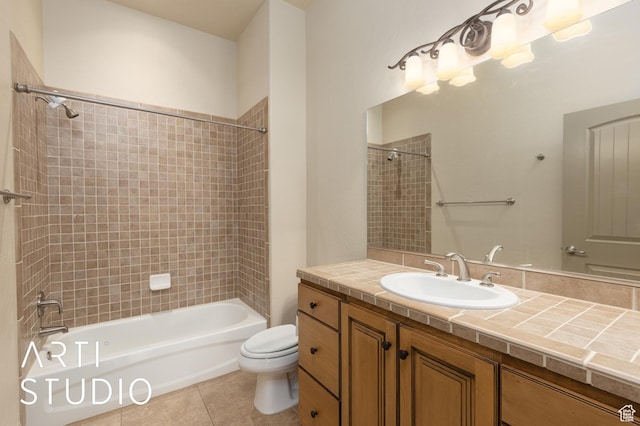 280 S Luce Del Sol Dr Unit 316, St George, UT 84770 - bathroom featuring toilet, tile patterned flooring, shower / washtub combination, and vanity