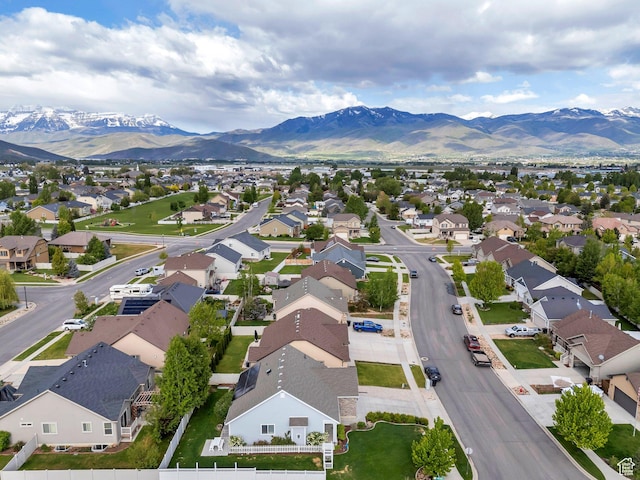 488 E Acord Way, Heber City, UT 84032 - aerial perspective of suburban area with a mountain backdrop