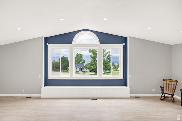 304 N 1000 E, Hyde Park, UT 84318 - bonus room featuring light wood finished floors, vaulted ceiling, baseboards, and recessed lighting