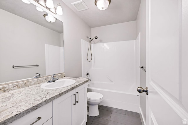 818 S 560 E, Providence, UT 84332 - bathroom featuring vanity, toilet, and bathing tub / shower combination