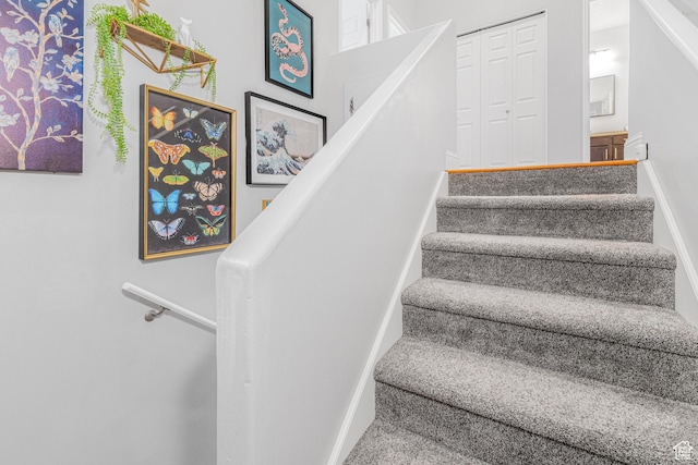 839 W Jordan Oaks Ct S, Sandy, UT 84070 - view of stairs