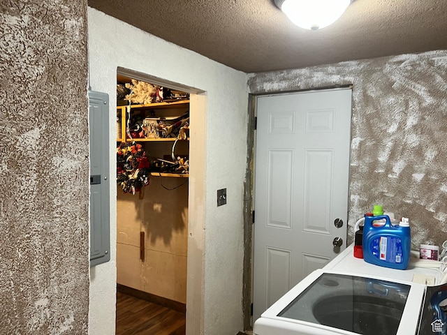 145 N 200 W, Roosevelt, UT 84066 - interior space with wood finished floors, a textured ceiling, electric panel, and a textured wall