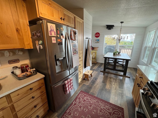 46 Alder Ct Unit 638, Fish Haven, ID 83287 - kitchen featuring stainless steel appliances, a chandelier, plenty of natural light, light countertops, and a textured ceiling
