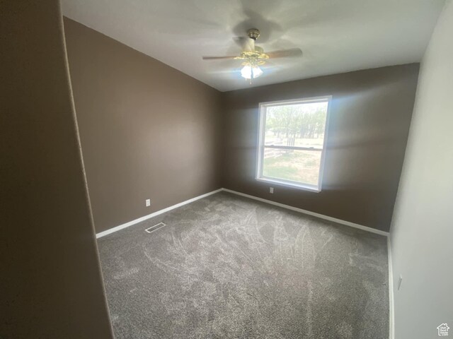 43 E 300 N, Duchesne, UT 84021 - unfurnished room with carpet, baseboards, and ceiling fan