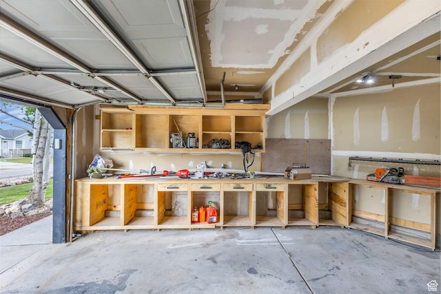 5131 W 6275 S, West Jordan, UT 84081 - view of garage
