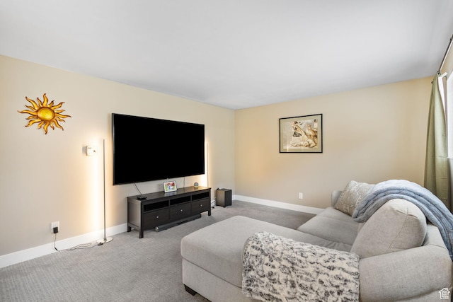 2220 E Murray Holladay Rd Unit 156, Holladay, UT 84117 - living room featuring carpet flooring and baseboards