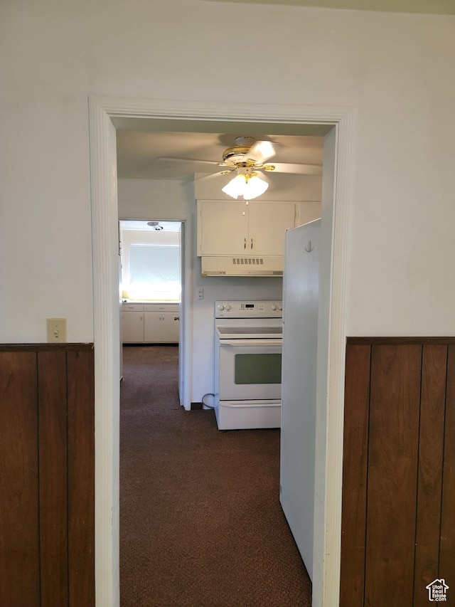 494 W 400 S, Cedar City, UT 84720 - hallway featuring dark colored carpet