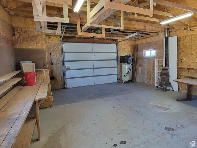 3870 S 2500 E, Vernal, UT 84078 - garage with a garage door opener