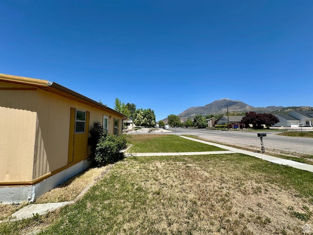 295 N 400 E, Nephi, UT 84648 - view of grassy yard with a mountain view