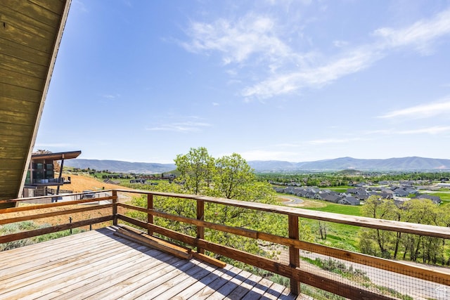 350 Luzern Rd E, Midway, UT 84049 - wooden terrace featuring a mountain view