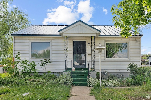 142 N Pinehurst Ave, Tooele, UT 84074 - view of front of property featuring a standing seam roof and metal roof