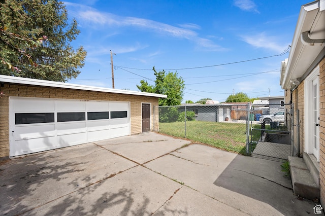 4314 S 615 E, Millcreek, UT 84107 - detached garage featuring a gate