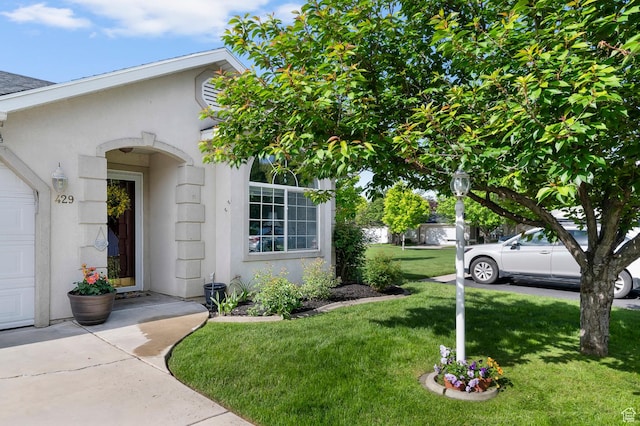 429 W 90 N, American Fork, UT 84003 - entrance to property with a yard and stucco siding
