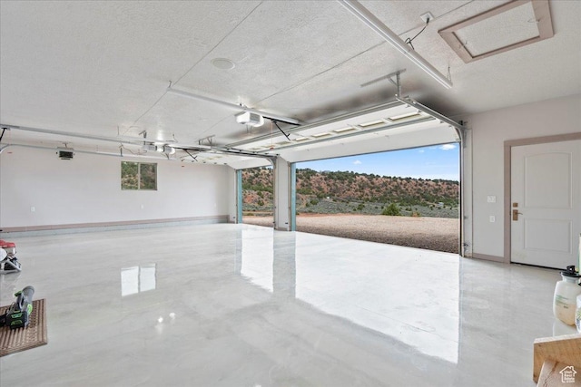 46982 W Thunder Ridge Rd, Fruitland, UT 84027 - garage featuring a garage door opener