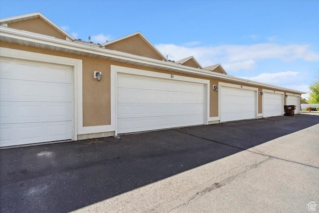 255 W 2700 N Unit 31, Pleasant View, UT 84414 - view of garage