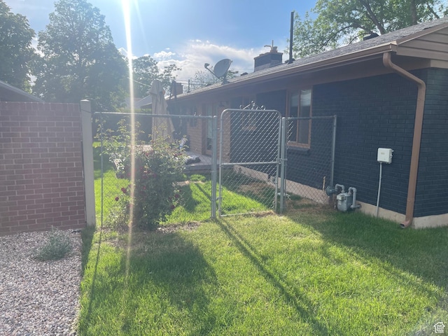 1136 E 3580 S, Millcreek, UT 84106 - view of yard featuring a gate