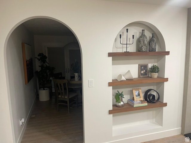 1136 E 3580 S, Millcreek, UT 84106 - hall with wood finished floors, baseboards, and arched walkways