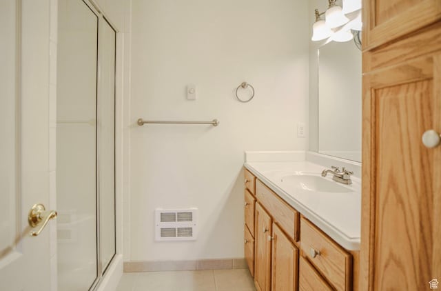 398 S 900 E, Smithfield, UT 84335 - full bath featuring a shower stall, tile patterned floors, and vanity