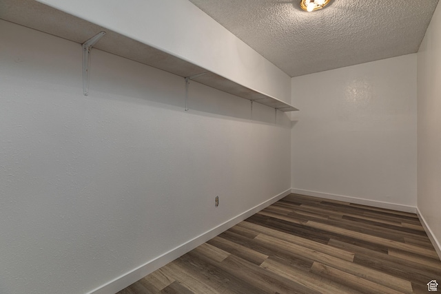 437 S 100 W, Kanab, UT 84741 - spacious closet with dark wood-style floors