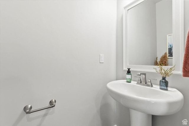 4376 W Bromwell Ct, Lehi, UT 84043 - bathroom with a sink